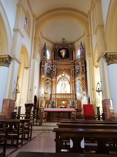 Parroquia de Santa María del Pino