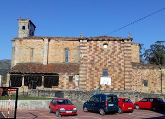 Iglesia Parroquial De Pamanes (San Lorenzo)