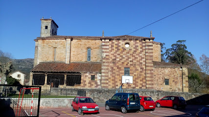 Iglesia Parroquial De Pamanes (San Lorenzo)