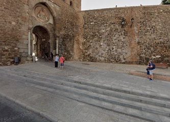Ramírez y Sicilia